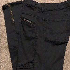 Black Skinny Jeans
